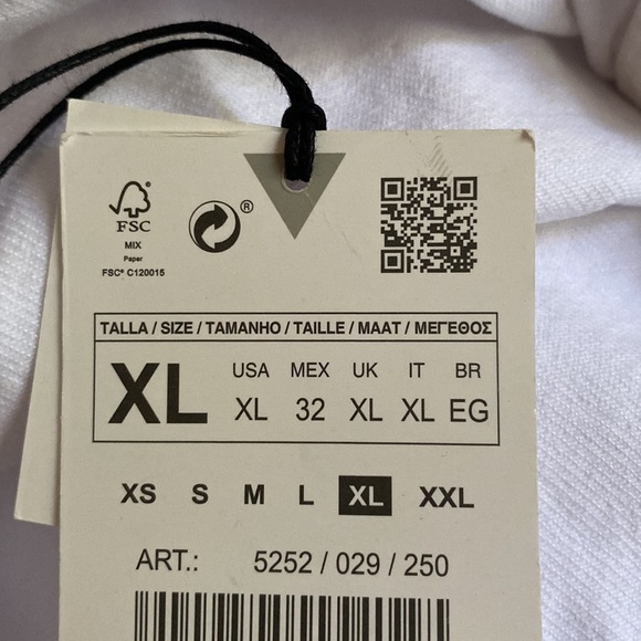 NWT. Zara White Denim Oversize Collared Shirt. Size XL. - Picture 10 of 11